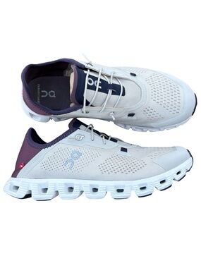 On Running Cloud 5 Coast Women's Running Shoes Size 9 Sand Mulberry EUC Sneaker